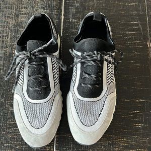 Size 8 white hermes shoes